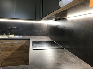 Jak vybrat ideální LED pásek do kuchyně a správně ho nainstalovat?