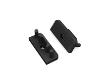 SURFACE10 koncovka černá s otvorem, 77980002