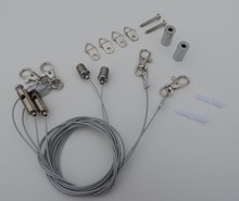 Montážní sada pro uchycení LED panelu 595 x 595 mm, Lanka, háčky, hmoždiny, šrouby, jednosměrné kladky