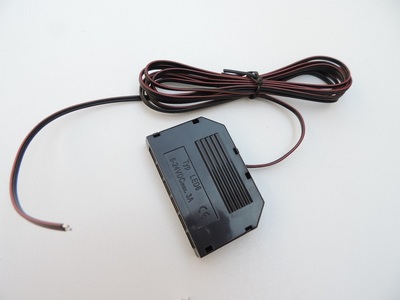 Propojovací konektor 6 x zdířka, samice, černý, 2m přívodní kabel