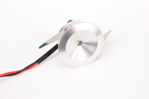 LED svítidlo TLZ-C3W-120 LED svítidlo TLZ-C3W-120 1