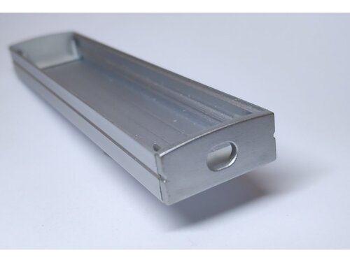 Koncovka profilu Surface 3 s otvorem, stříbrná Koncovka profilu Surface 3 s otvorem, stříbrná 1