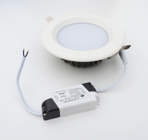 LED panel DOWNLIGHT 12W, 160mm, 1020lm, 230VAC, Teplá bílá, izolovaný zdroj, SMD5730 LED panel DOWNLIGHT 12W, 160mm, 1020lm, 230VAC, Teplá bílá, izolovaný zdroj, SMD5730 1