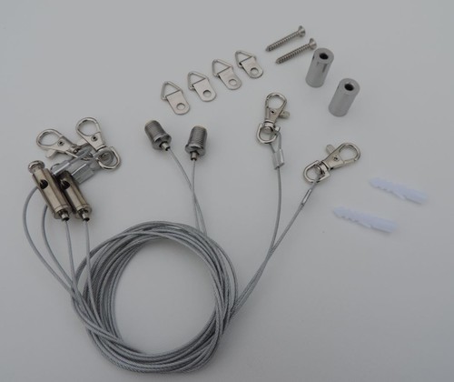 Montážní sada pro uchycení LED panelu 595 x 595 mm, Lanka, háčky, hmoždiny, šrouby, jednosměrné kladky 1