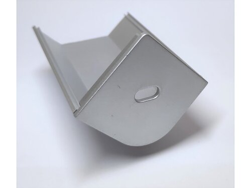 Koncovka pro profil CORNER 5 s otvorem, stříbrná Koncovka pro profil CORNER 5 s otvorem, stříbrná 1
