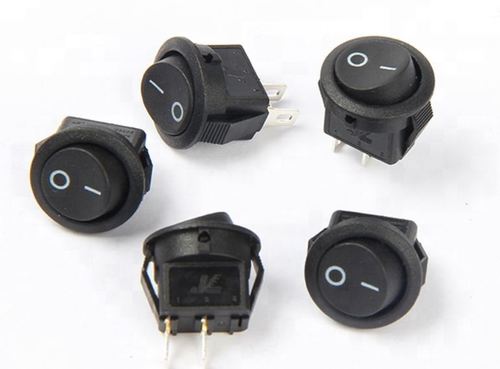 Přepínač kolébkový kulatý, 2pol./2pin, I-O, 250V/6A černý 1